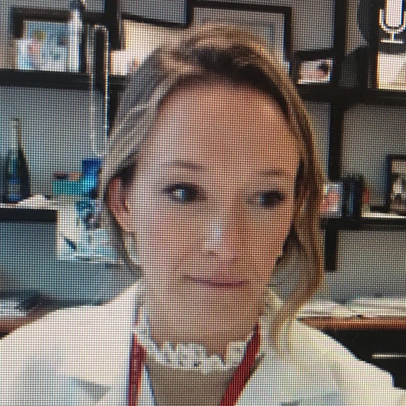 Meet your Posher, Ruth - Picture 2 of 2